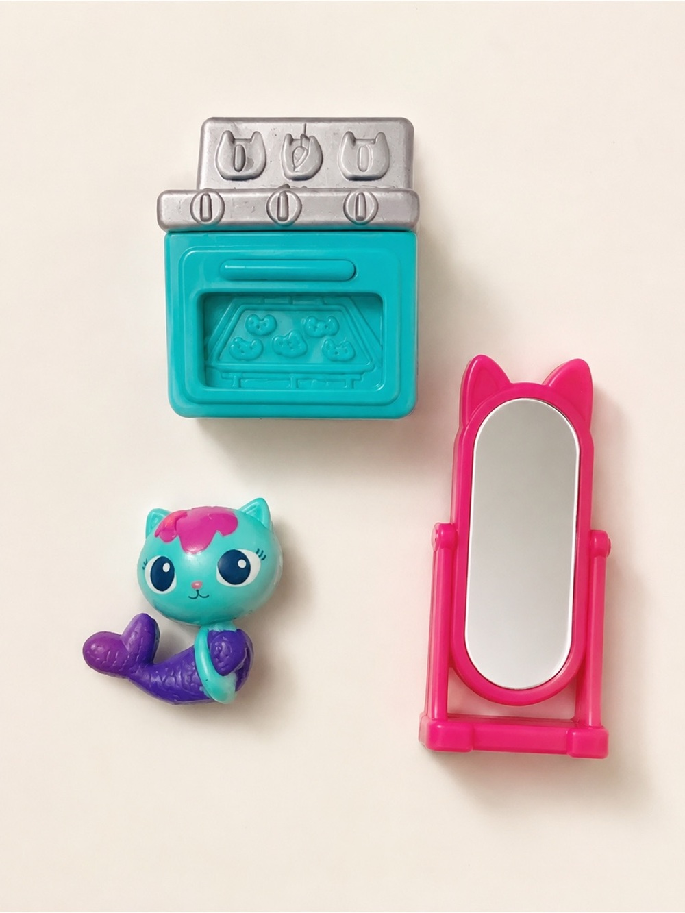 3 for $10- Gabbys Dollhouse Lot Mermaid MerCat Figurine & House Accessories